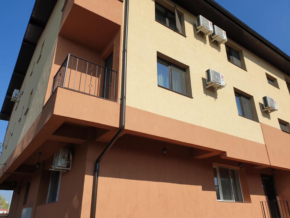 Villa Accommodation Bucureşti Exterior foto