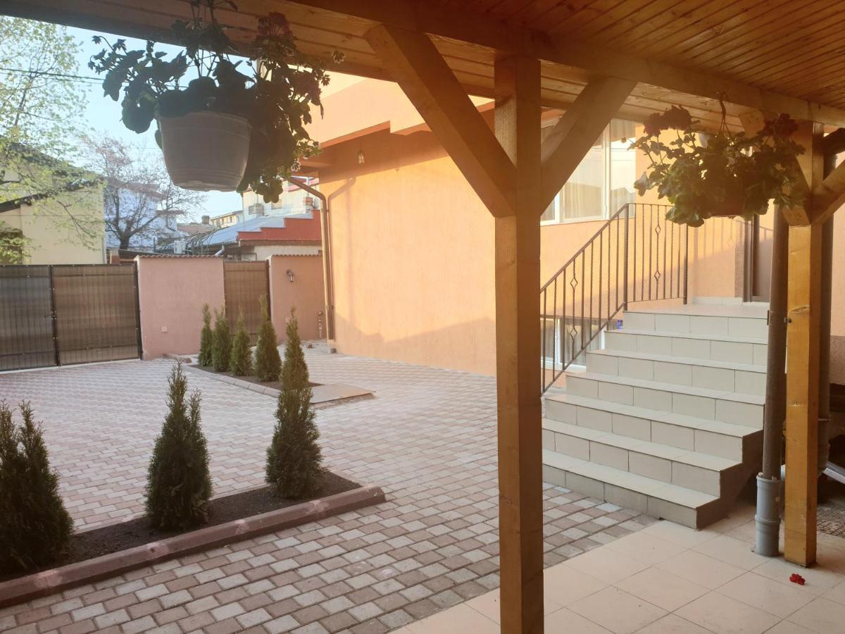 Villa Accommodation Bucureşti Exterior foto